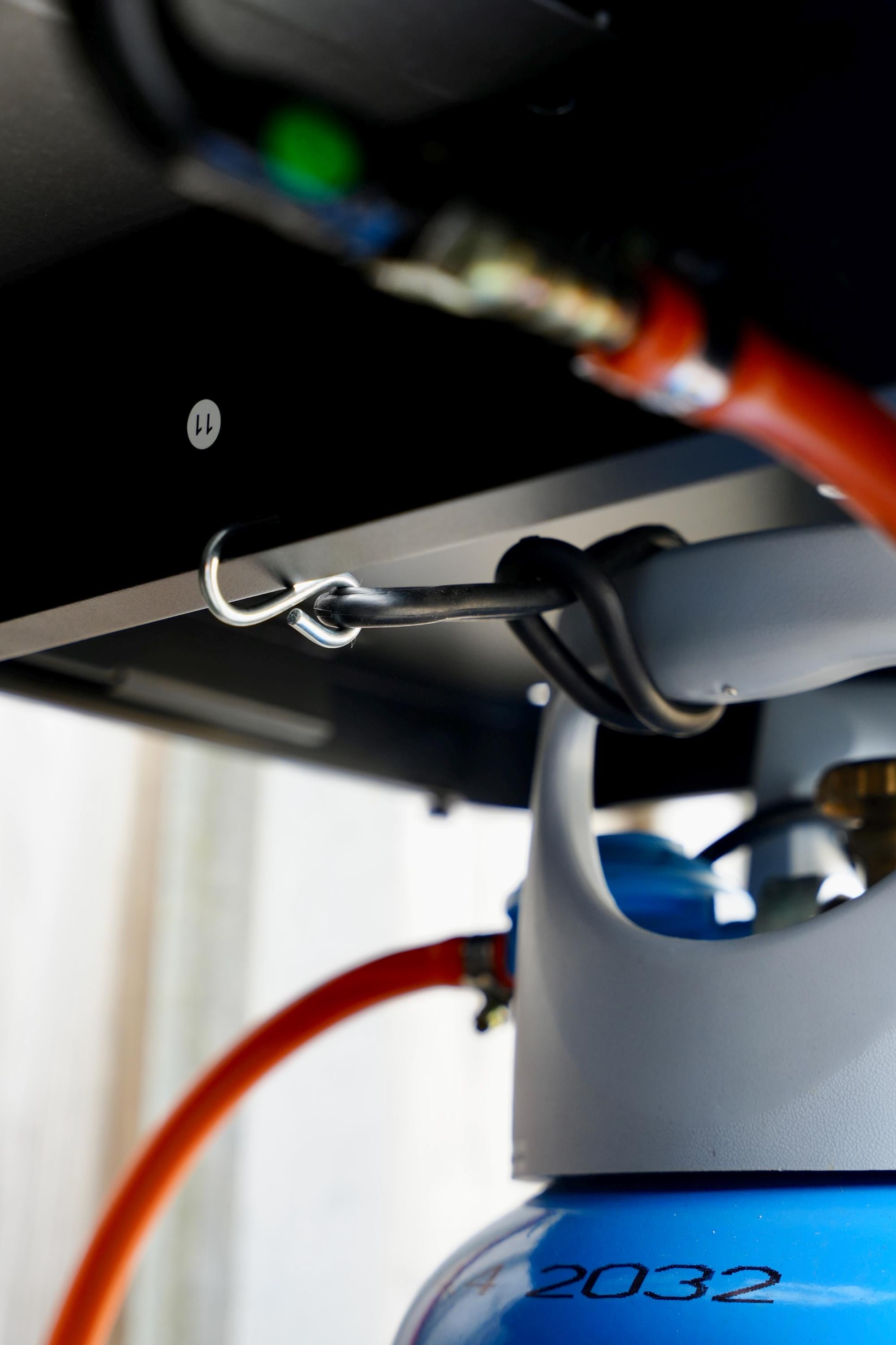 Propane Tank Holder for PIT BOSS Griddles (European Models) – Secure & Stable Installation