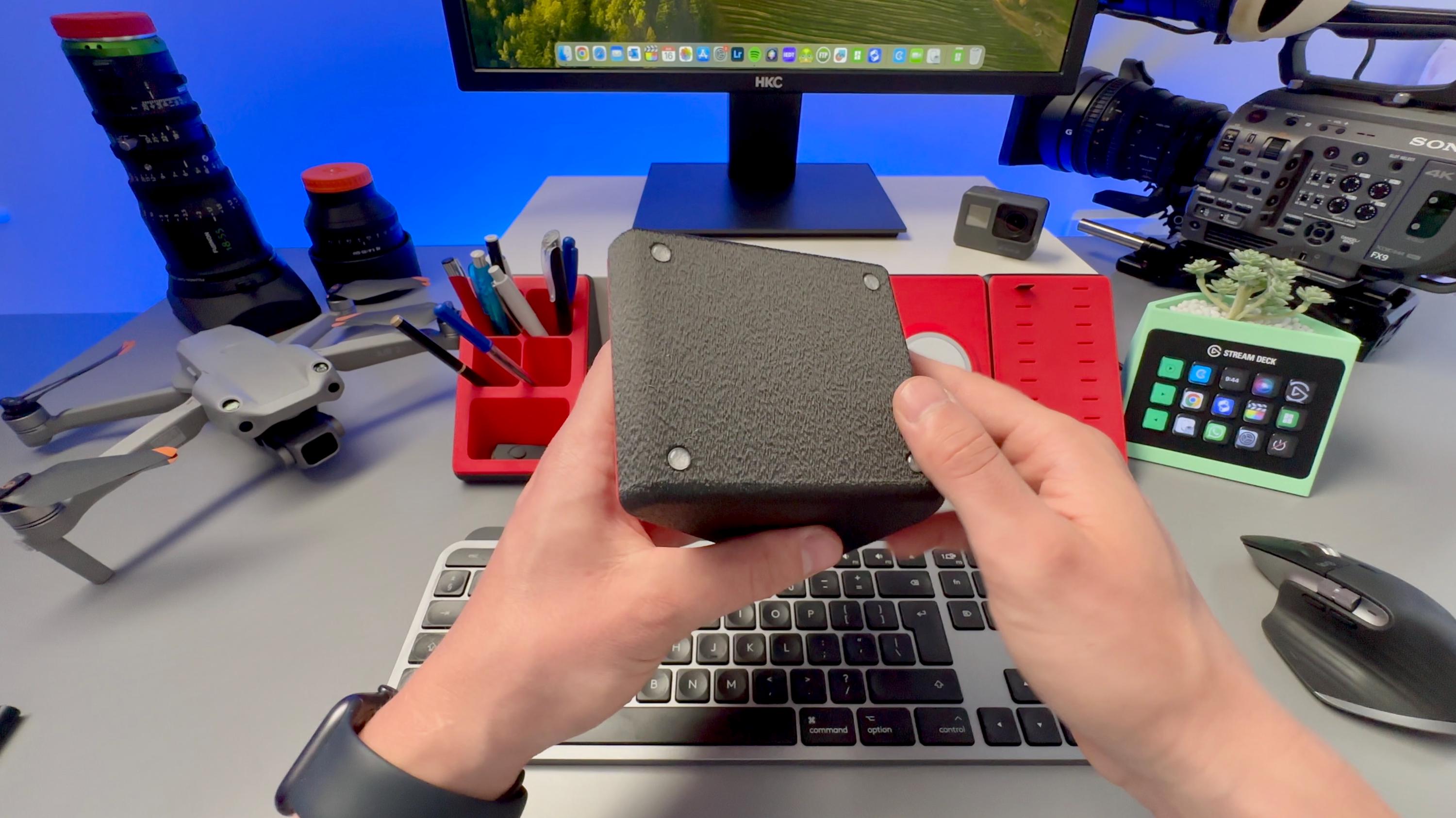 3D Print Files | Multi-Memory Card Docking System: Your Ultimate Desk Companion
