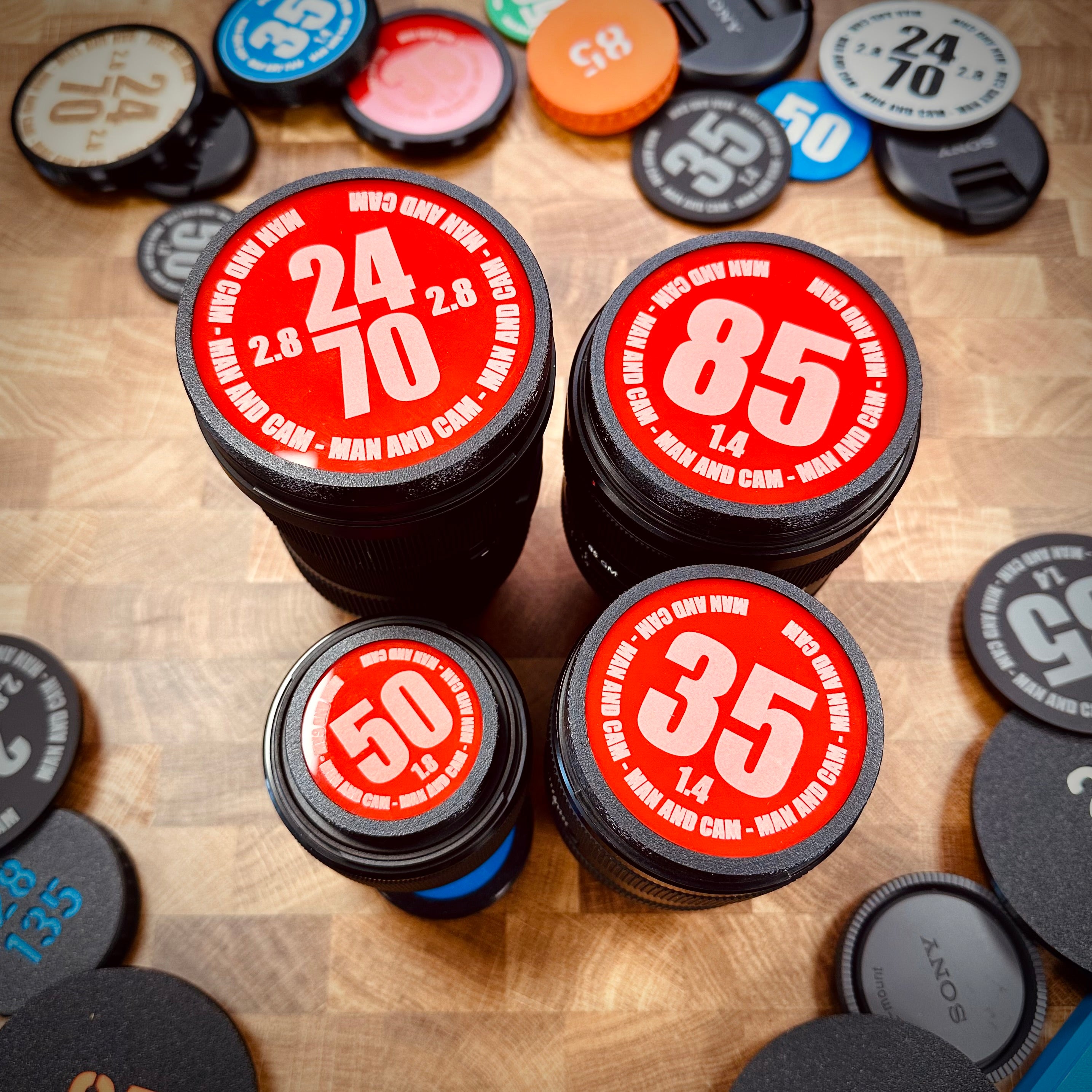 Front Lens Caps | Red | Rubber | Every ø Available | Laser Engraving | Custom Tekst And QR Code