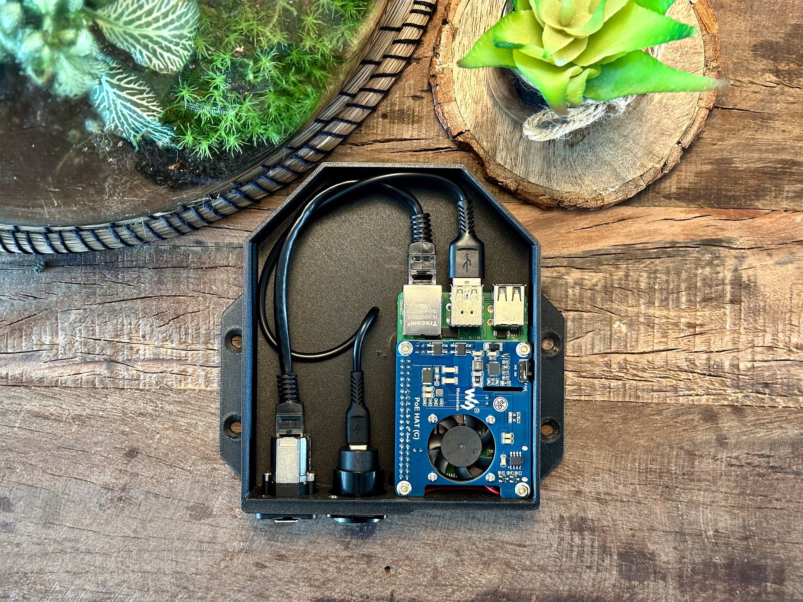 Raspberry Pi 4 Surface Enclosure | Universal Fit and D-Size Connectors
