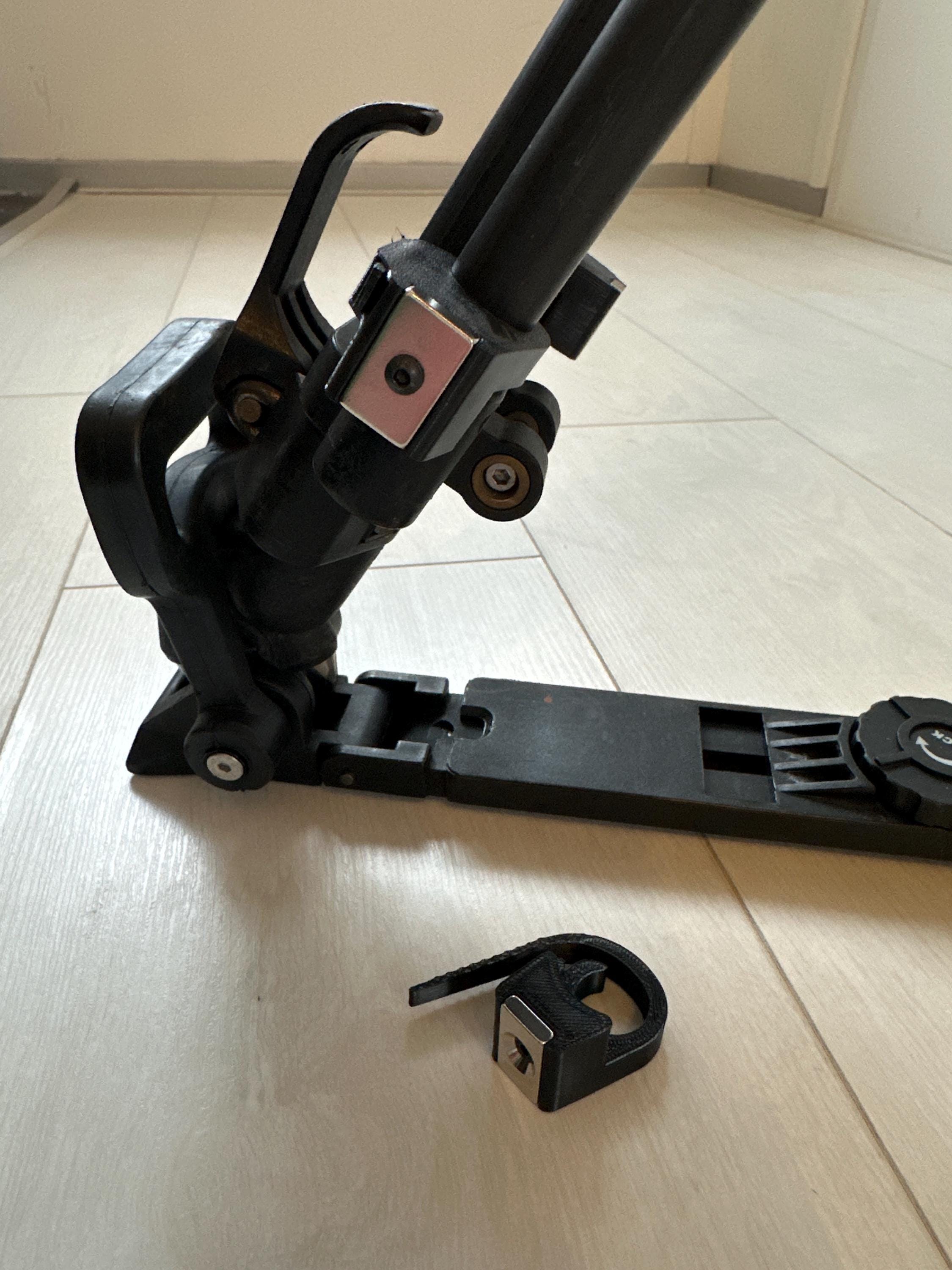 3D Print Files | Magnetic Clips for Video Tripod Legs – Keep It Together