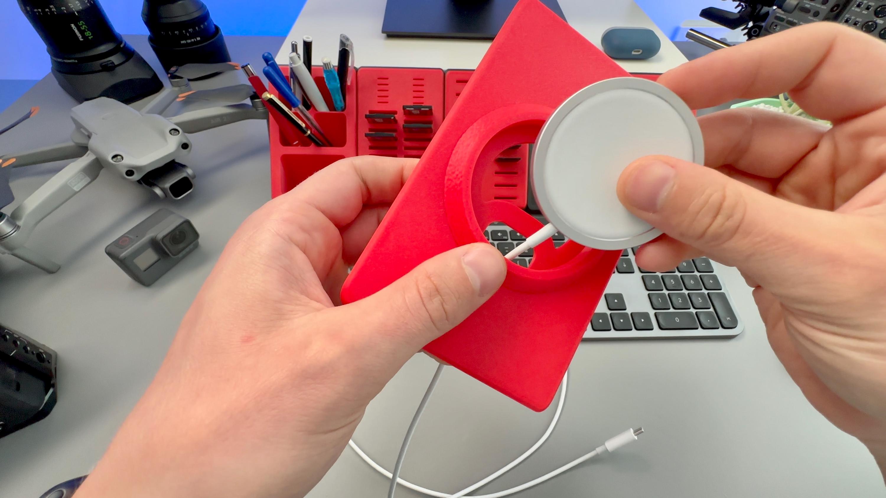 Multi-Memory Card Docking System: Your Ultimate Desk Companion