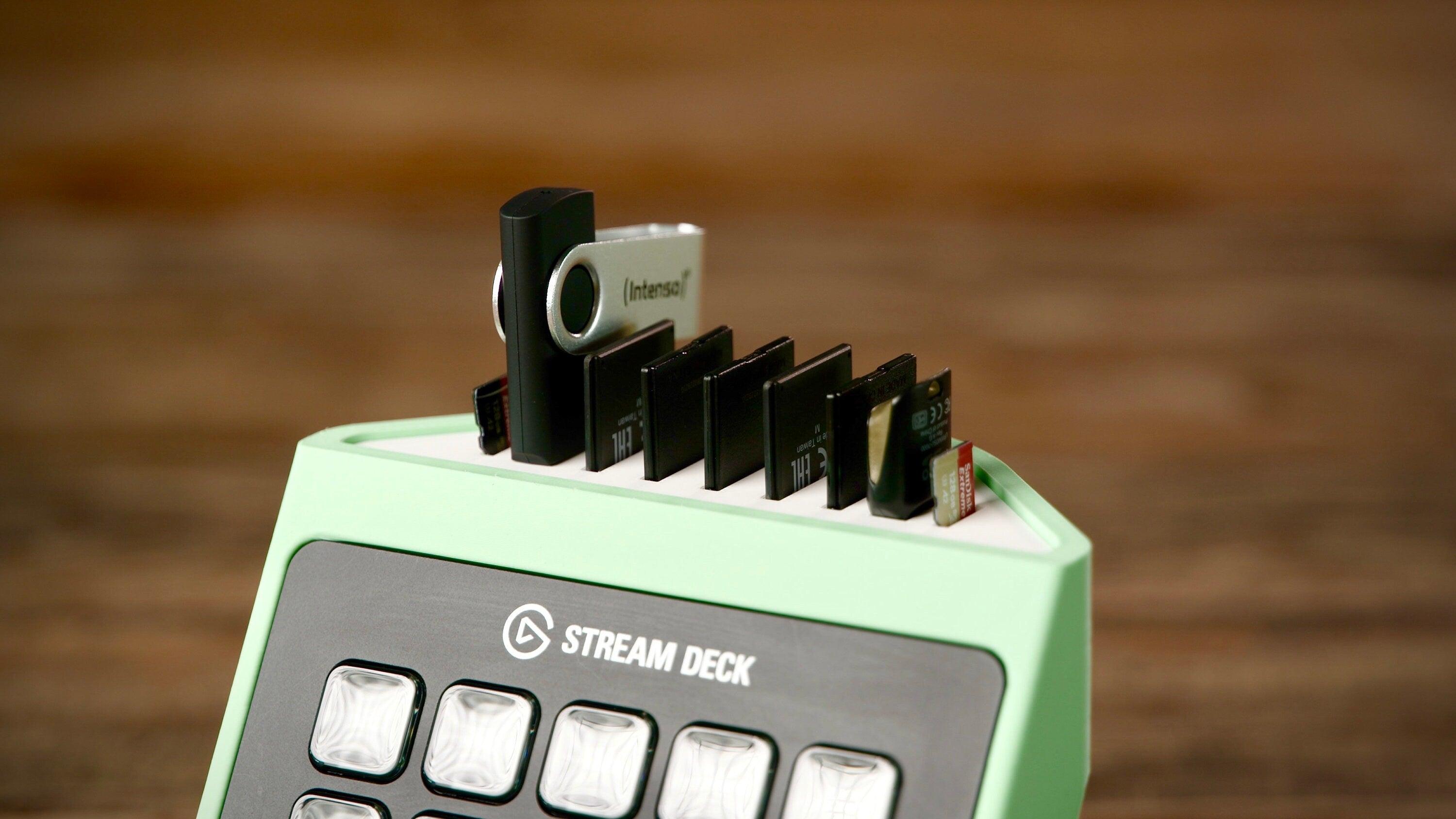 3D Print files | Streamdeck MK2 XL PLUS Stand - Memory card holder and Planter
