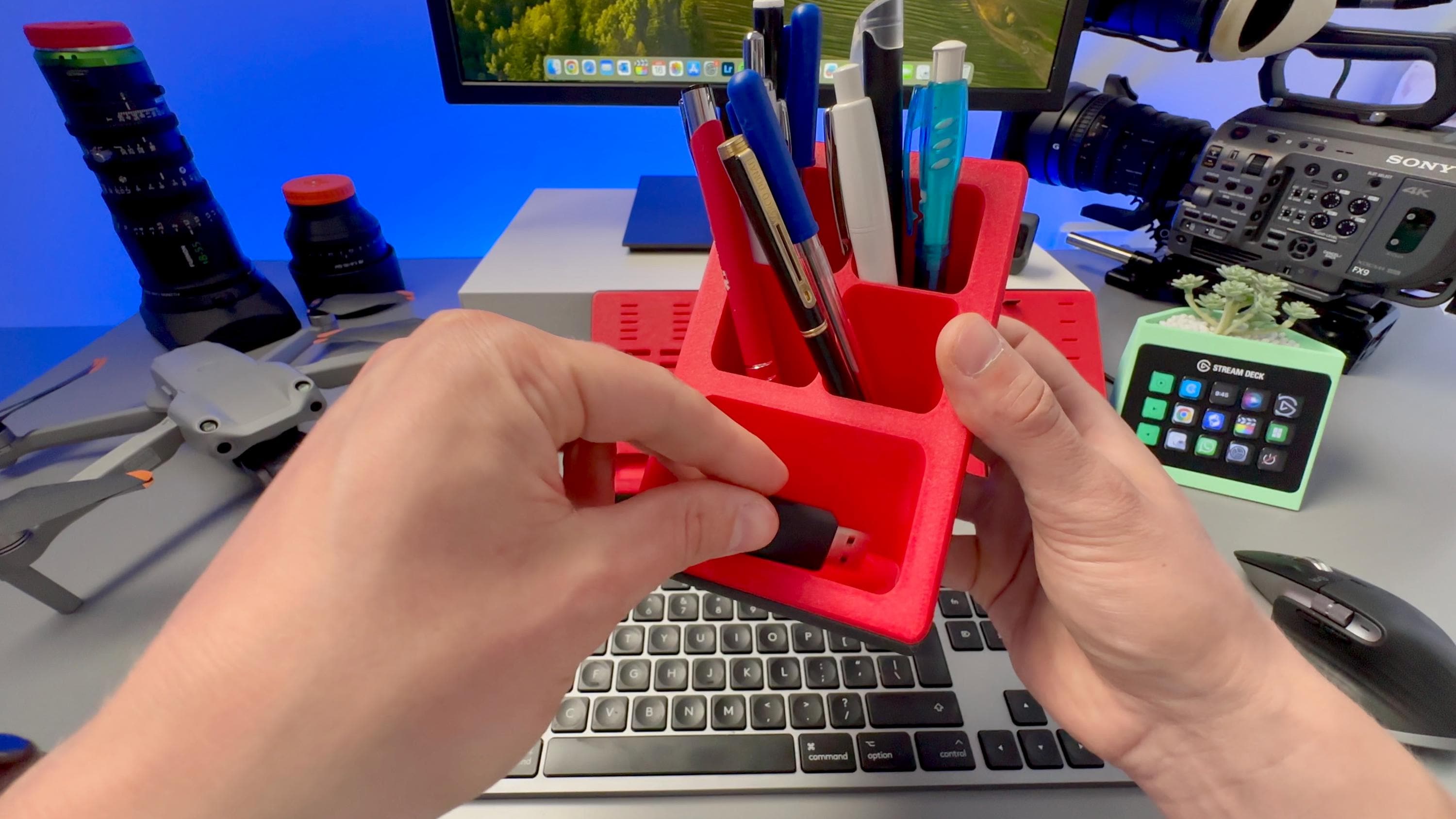 3D Print Files | Multi-Memory Card Docking System: Your Ultimate Desk Companion